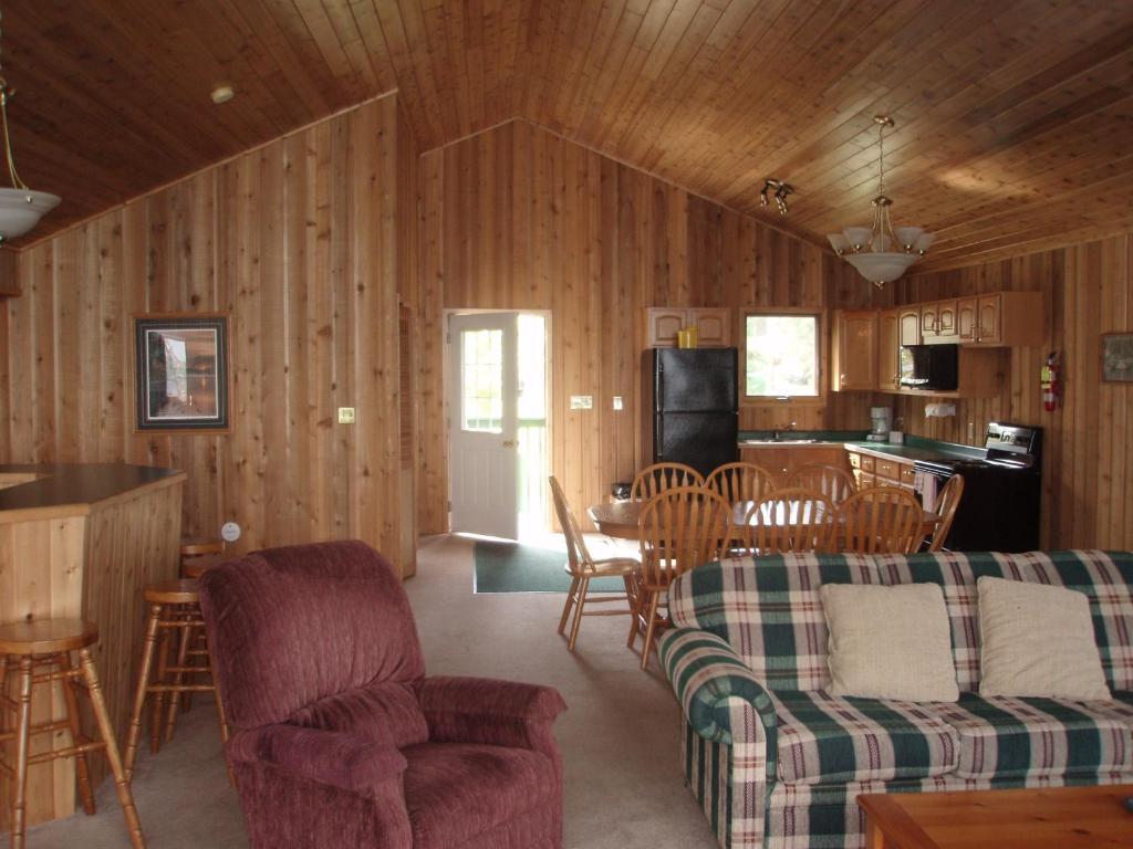 Totem Resorts Sioux Narrows Стая снимка