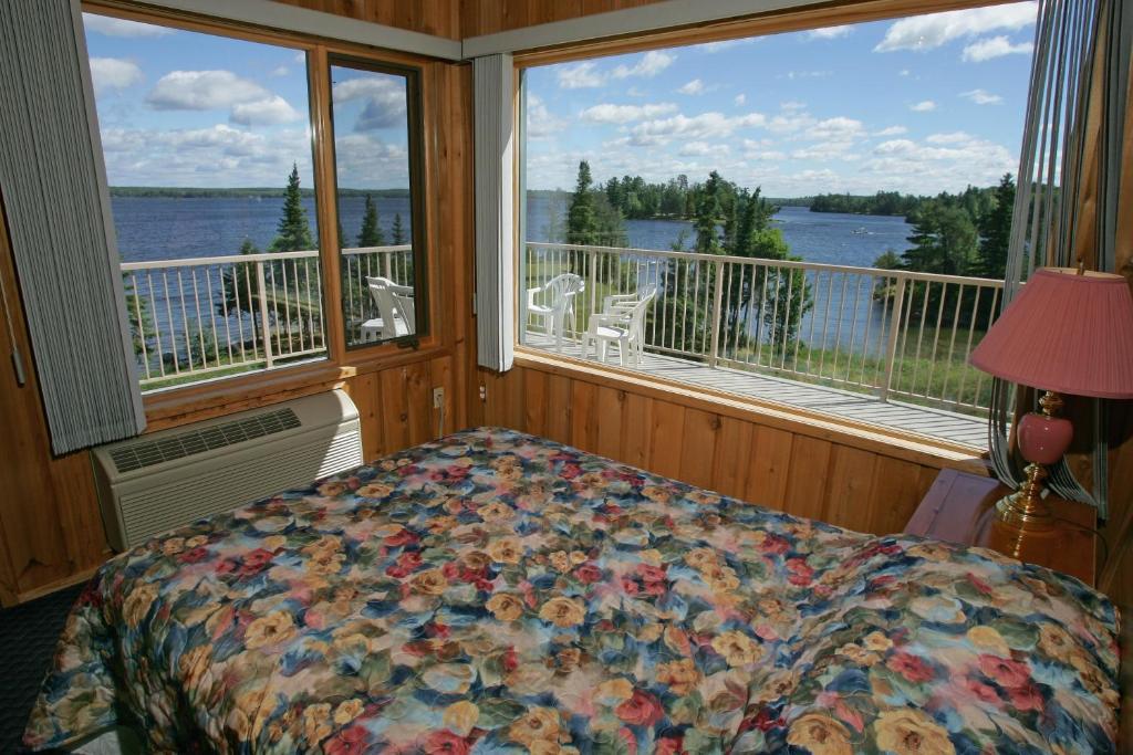 Totem Resorts Sioux Narrows Стая снимка