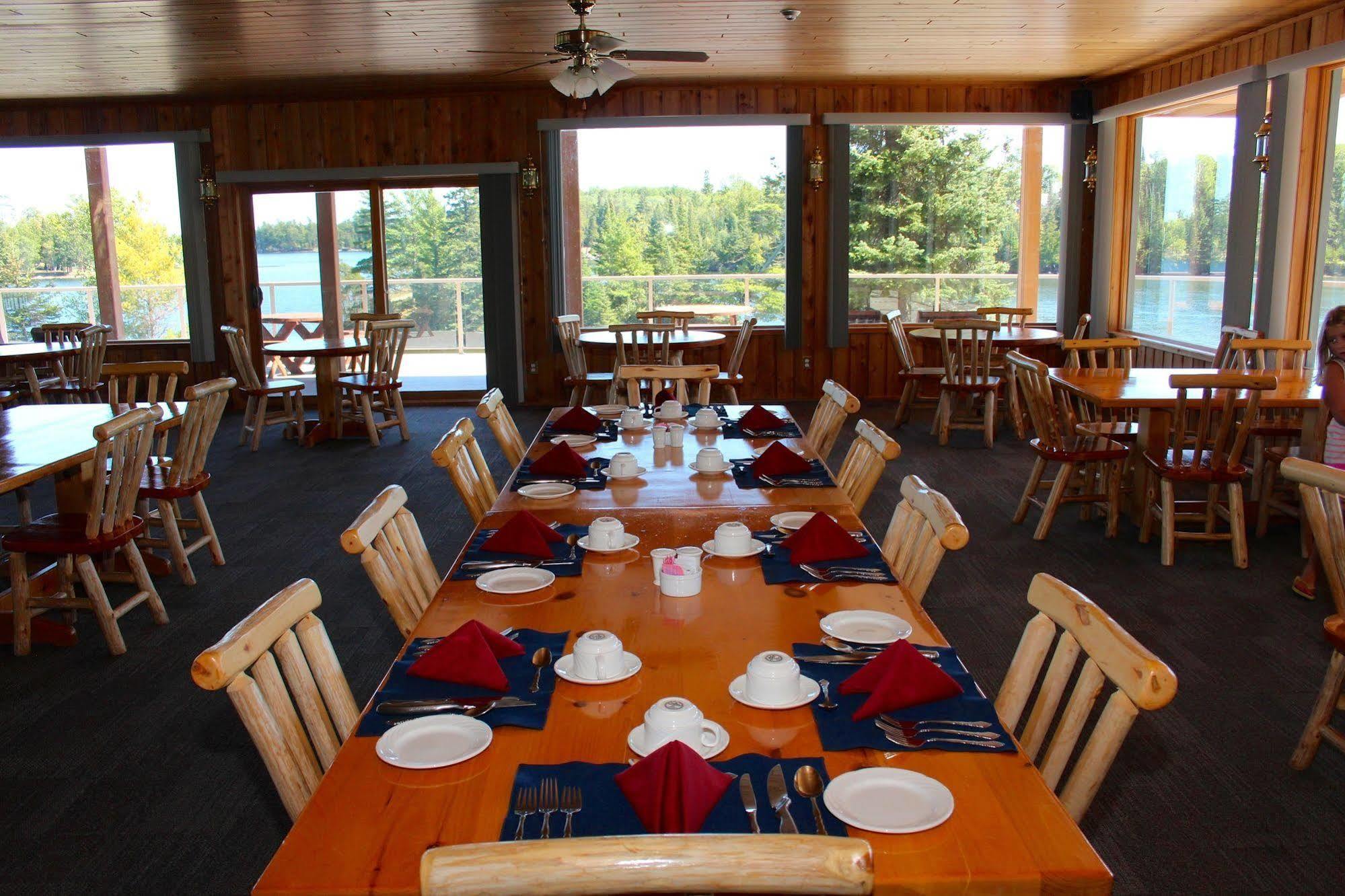 Totem Resorts Sioux Narrows Екстериор снимка