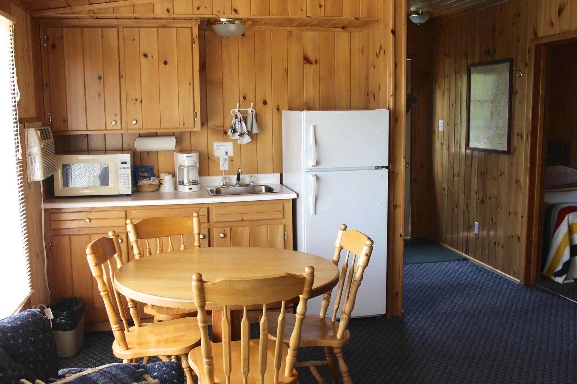 Totem Resorts Sioux Narrows Екстериор снимка