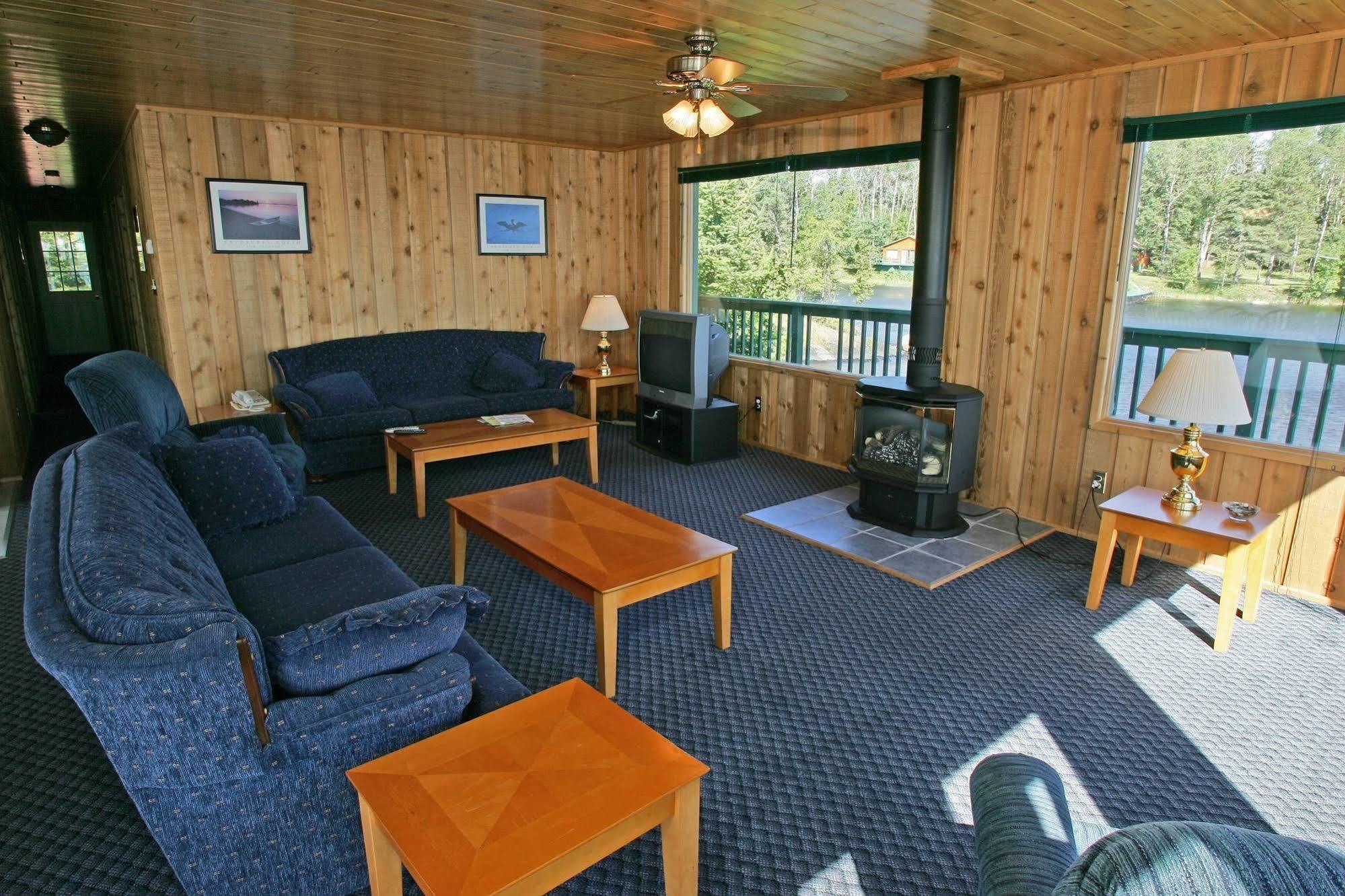 Totem Resorts Sioux Narrows Екстериор снимка