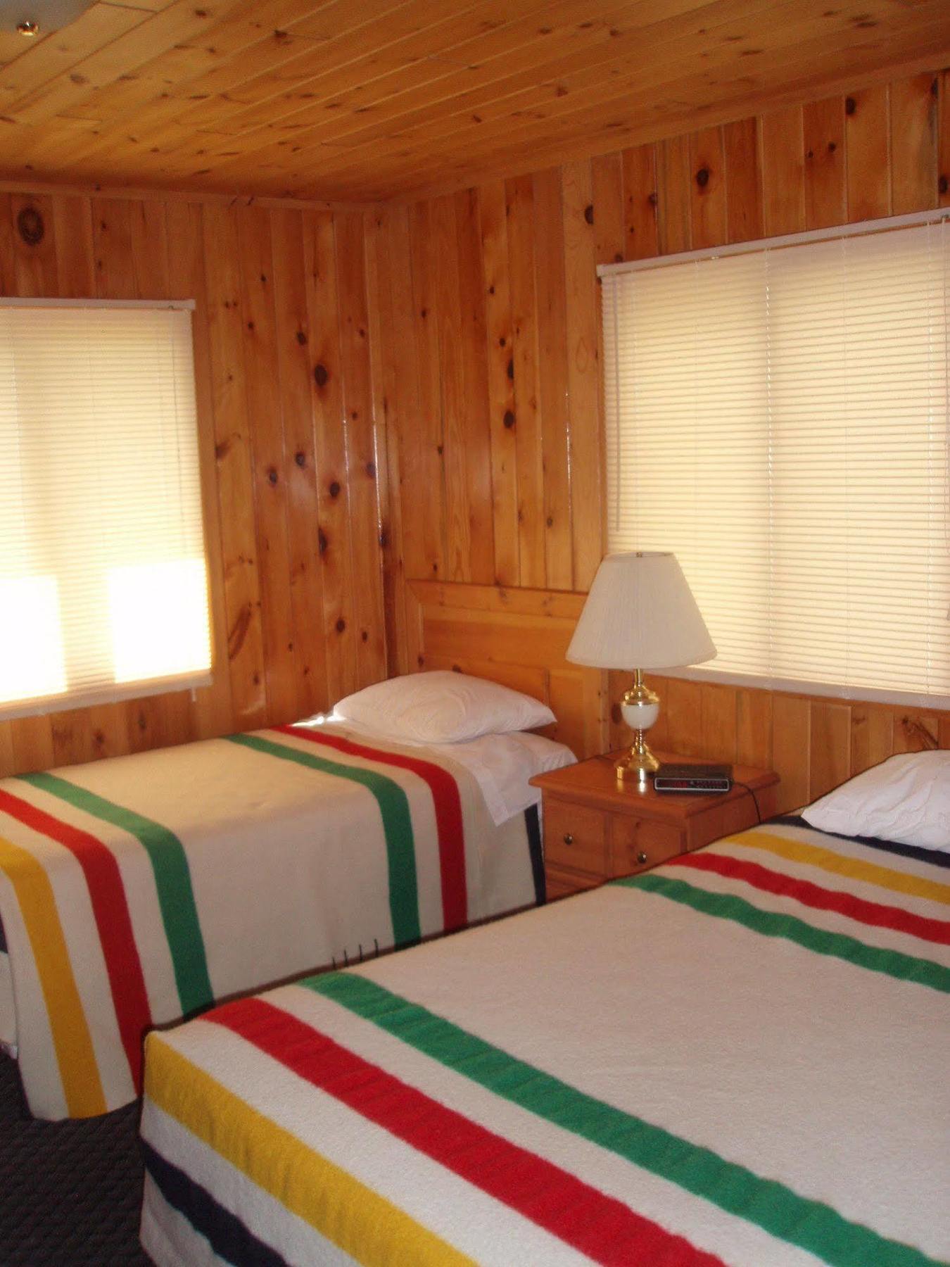 Totem Resorts Sioux Narrows Екстериор снимка