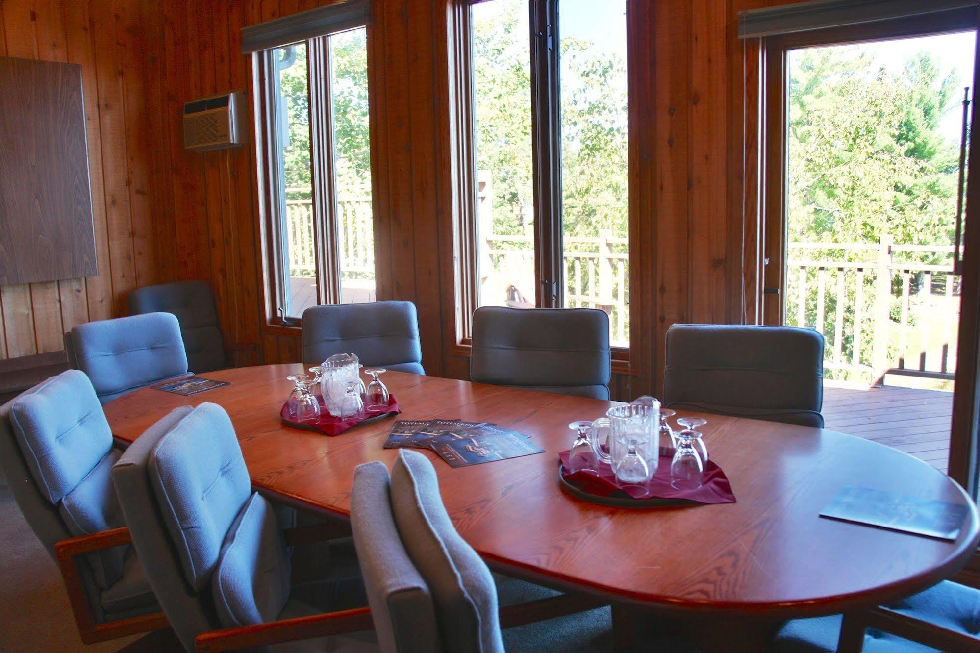 Totem Resorts Sioux Narrows Екстериор снимка